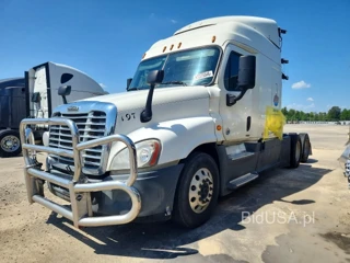 FREIGHTLINER CASCADIA