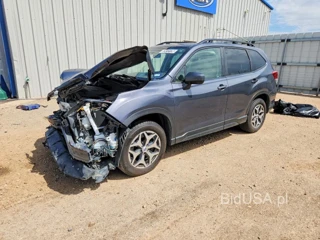 SUBARU FORESTER PREMIUM