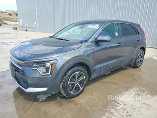 KIA NIRO LX