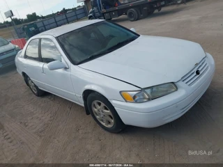 TOYOTA TOYOTA CAMRY LE V6