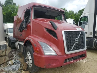 VOLVO VNR