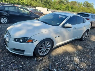 JAGUAR XF 2.0T PREMIUM