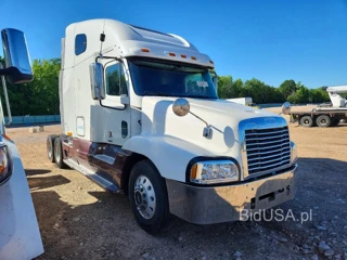 FREIGHTLINER CST120