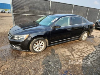 VOLKSWAGEN PASSAT S