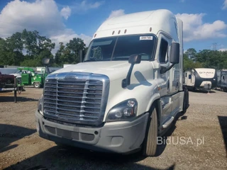 FREIGHTLINER CASCADIA 125