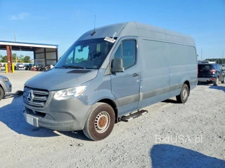 MERCEDES-BENZ SPRINTER 2500/3500