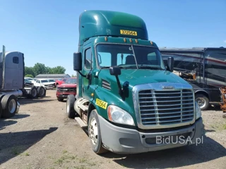 FREIGHTLINER CASCADIA 113