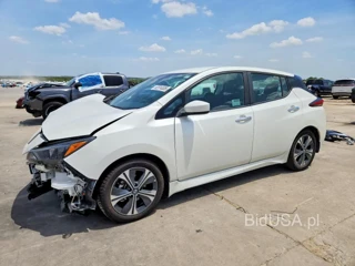 NISSAN LEAF SV
