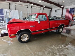 DODGE D-SERIES D150