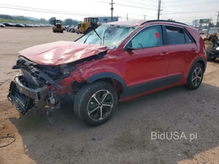 KIA NIRO LX