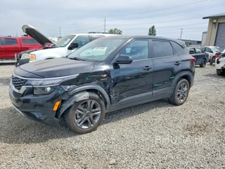 KIA SELTOS LX