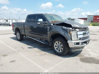FORD FORD F-250 LARIAT