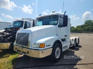 VOLVO VN VNL