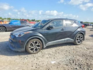 TOYOTA C-HR XLE
