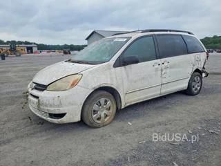 TOYOTA SIENNA LE 7 PASSENGER