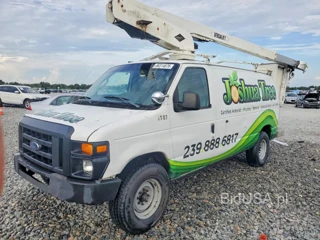 FORD ECONOLINE E350 SUPER DUTY VAN