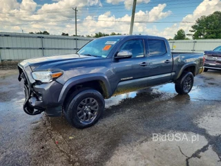 TOYOTA TACOMA SR5 V6