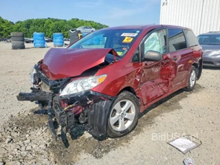 TOYOTA SIENNA L 7-PASSENGER