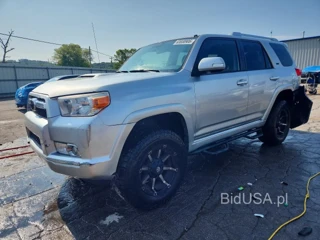 TOYOTA 4RUNNER SR5