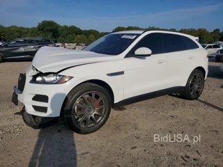 JAGUAR F-PACE PREMIUM