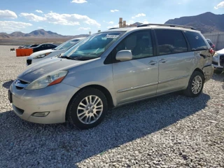 TOYOTA SIENNA XLE LIMITED