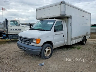 FORD ECONOLINE E450 SUPER DUTY CUTAWAY VAN