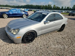 MERCEDES-BENZ C 320