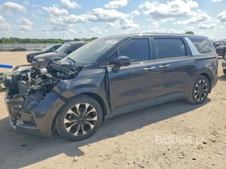 KIA CARNIVAL EX