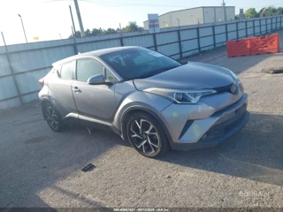 TOYOTA TOYOTA C-HR XLE PREMIUM