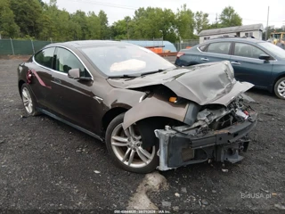 TESLA TESLA MODEL S P85