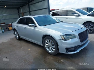 CHRYSLER CHRYSLER 300 LIMITED AWD