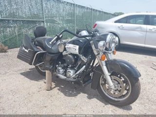 HARLEY-DAVIDSON HARLEY-DAVIDSON FLHP POLICE