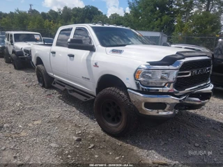 RAM RAM 3500 TRADESMAN  4X4 6'4 BOX