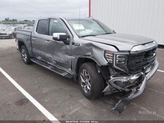 GMC SIERRA 1500 4WD  SHORT BOX SLT