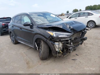 HYUNDAI HYUNDAI TUCSON SPORT