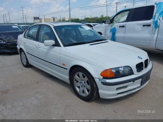 BMW 323I