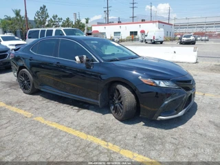 TOYOTA TOYOTA CAMRY HYBRID XSE