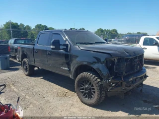 FORD FORD F-250 LARIAT