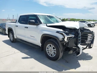 TOYOTA TOYOTA TUNDRA SR5