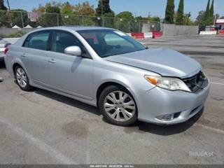 TOYOTA TOYOTA AVALON