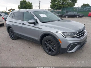 VOLKSWAGEN VOLKSWAGEN TIGUAN 2.0T SE