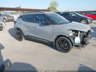 NISSAN NISSAN KICKS SR XTRONIC CVT