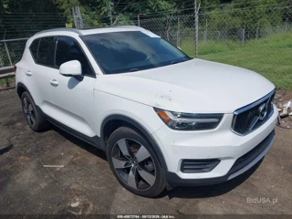 VOLVO VOLVO XC40 T5 MOMENTUM