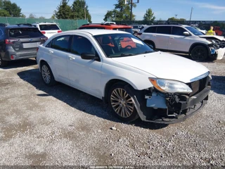 CHRYSLER CHRYSLER 200 LX