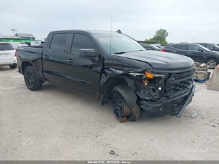CHEVROLET CHEVROLET SILVERADO 1500 4WD  SHORT BED CUSTOM
