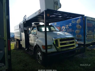 FORD FORD F-750 XL/XLT