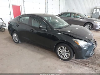 TOYOTA TOYOTA YARIS IA