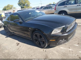 FORD FORD MUSTANG V6