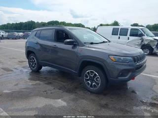 JEEP JEEP COMPASS TRAILHAWK 4X4