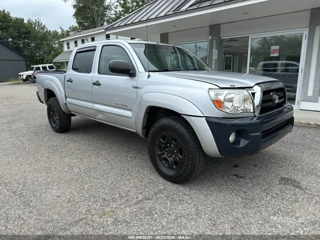 TOYOTA TOYOTA TACOMA BASE V6